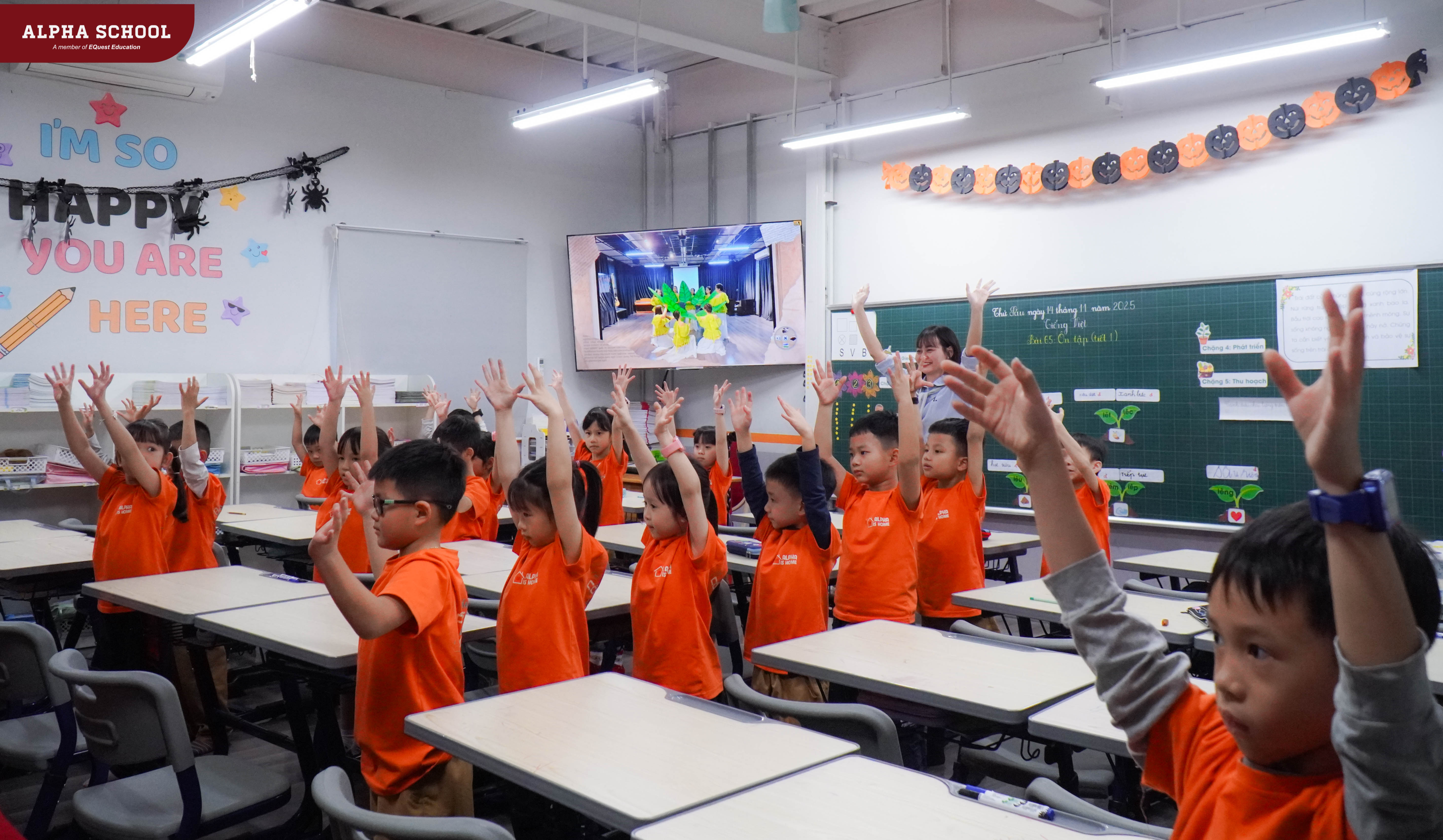 GIÁO VIÊN TRUYỀN CẢM HỨNG - CÔ NGUYỄN THANH LAM VÀ HÀNH TRÌNH THẮP SÁNG ƯỚC MƠ BẰNG TINH THẦN ĐỔI MỚI 2 DSC05633