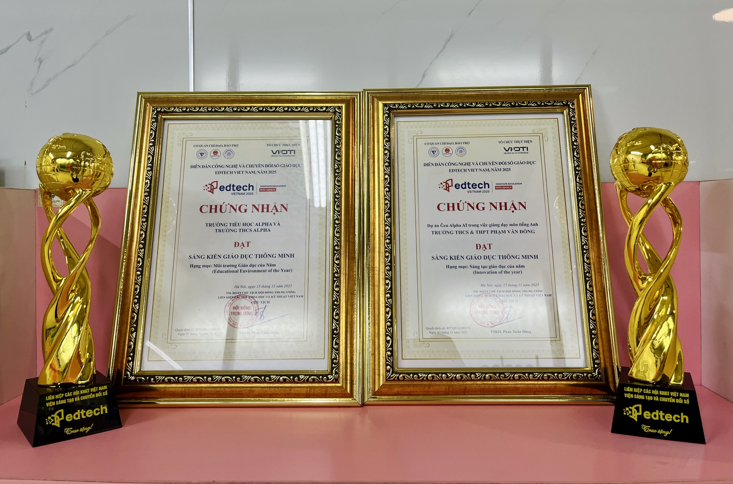 z7233680879646 3409f2f40dc855d865119f46f889cc0f