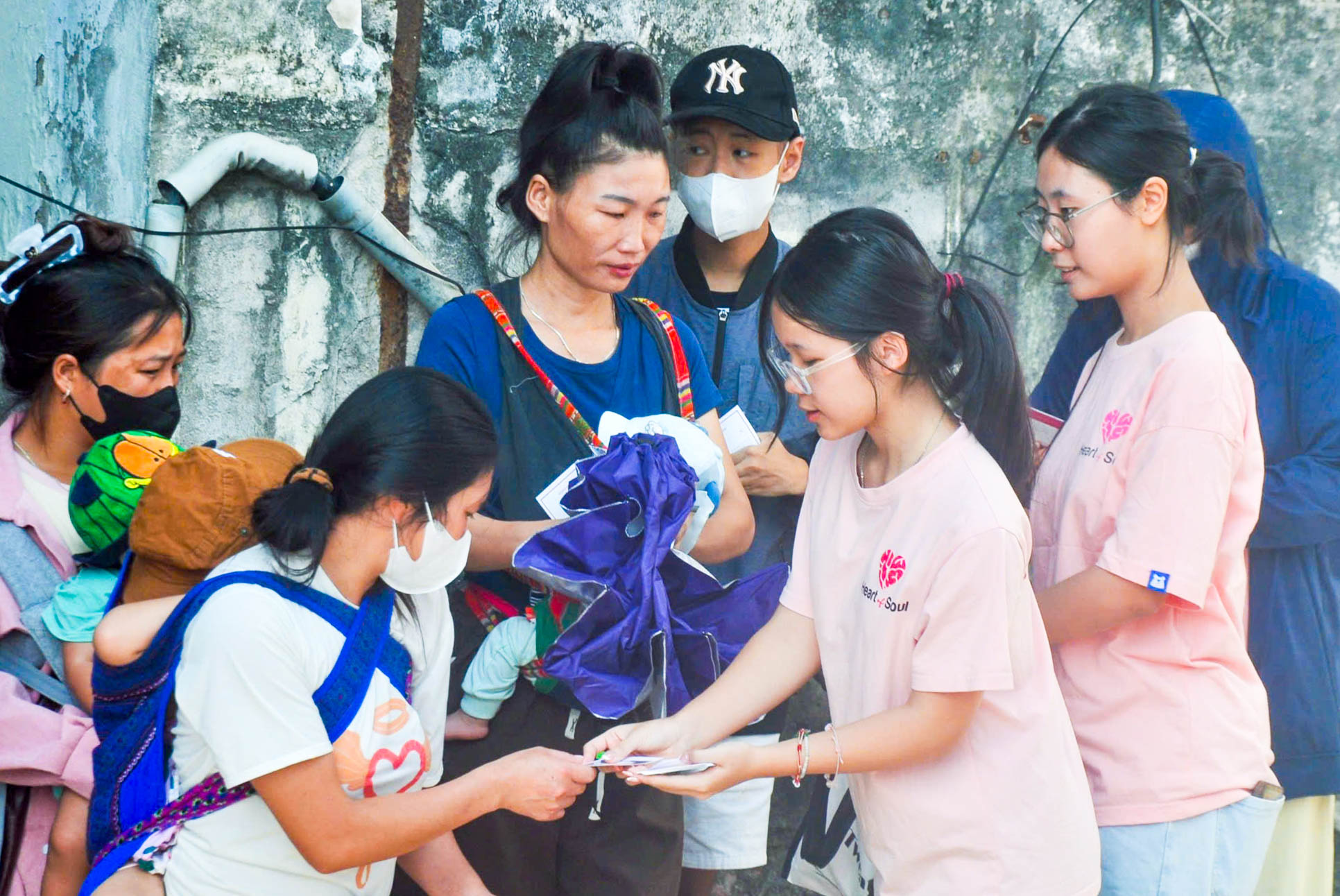 THE MOON IS CALLING: KHI SEL BƯỚC RA KHỎI LỚP HỌC (BÀI VIẾT CỦA HỌC SINH) 2 IMG 1519