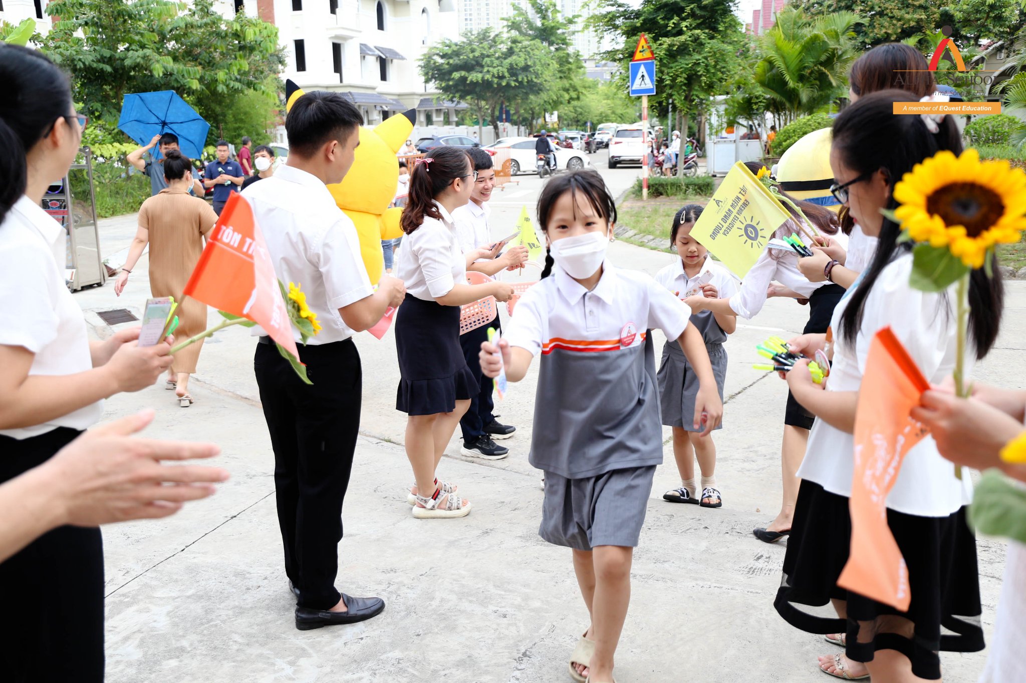 WELCOME ALPHA HOME - NGÀY HỘI RỰC RỠ CỦA NHỮNG ĐÓA HƯỚNG DƯƠNG