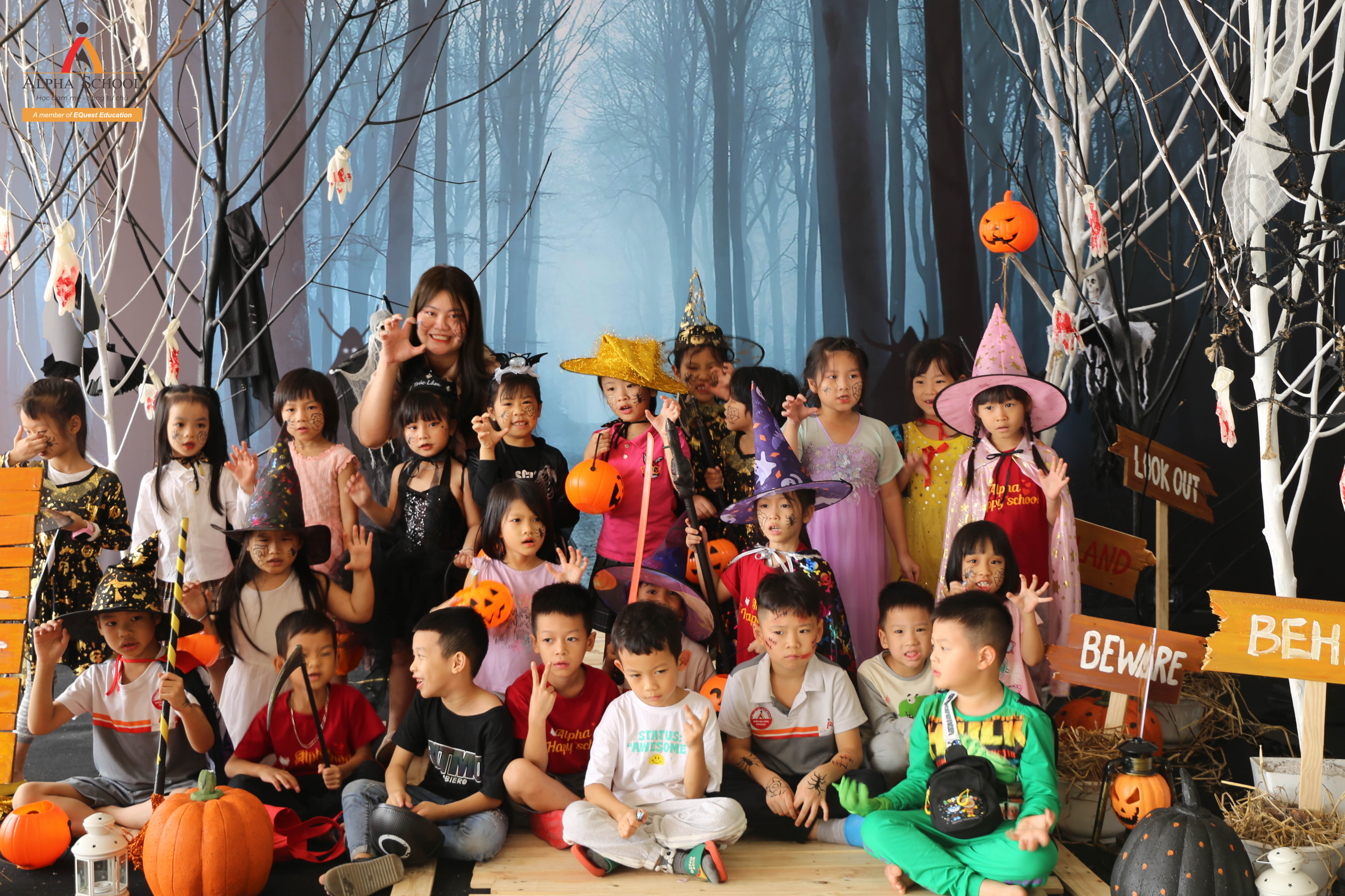 HALLOWEEN “SCARY LAND” - BỮA TIỆC RỘN RÀNG VỚI NHỮNG TRẢI NGHIỆM MỚI MẺ