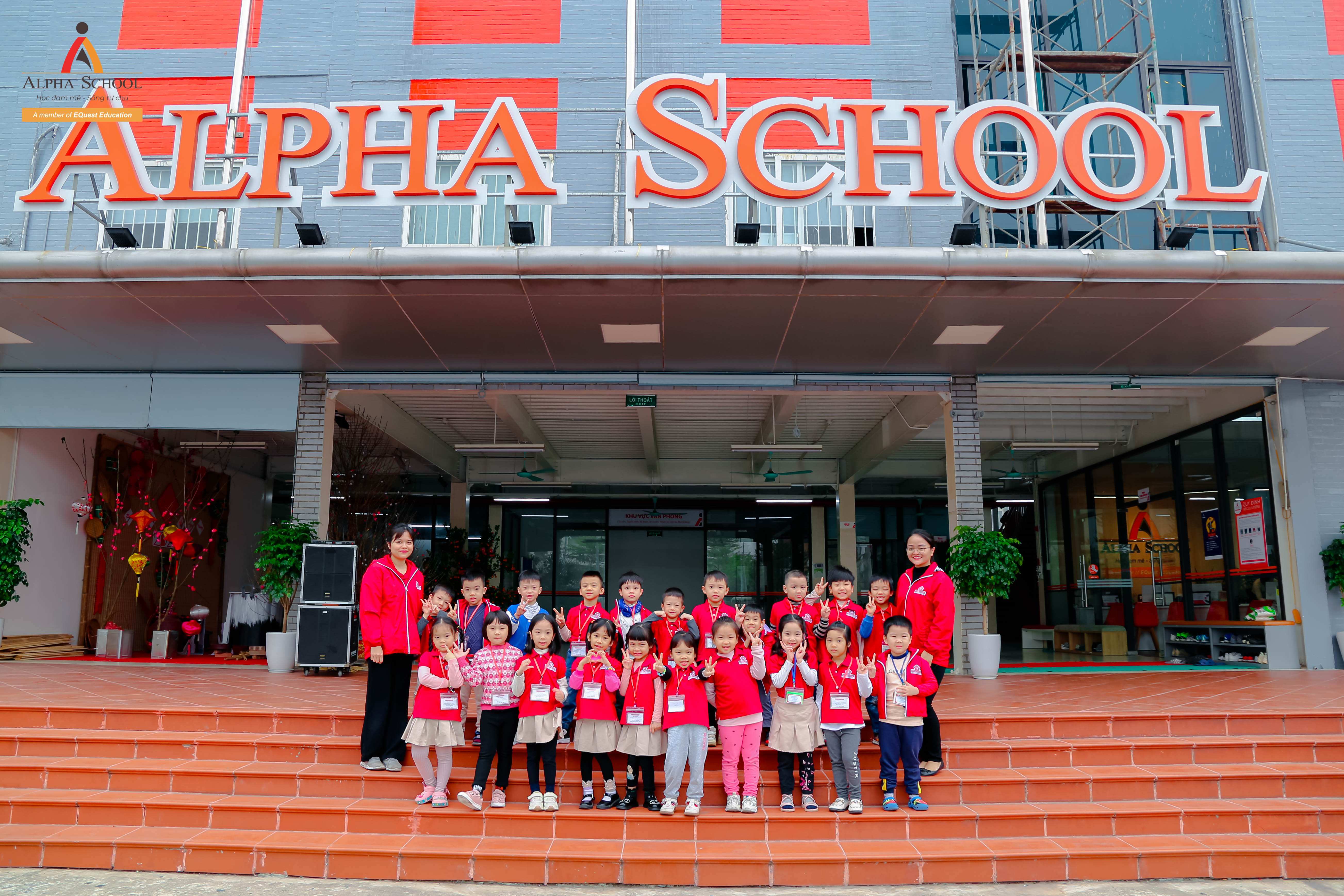 CÁC BÉ MẦM NON STEAMe GARTEN TRẢI NGHIỆM LÀM HỌC SINH LỚP 1 TẠI ALPHA SCHOOL