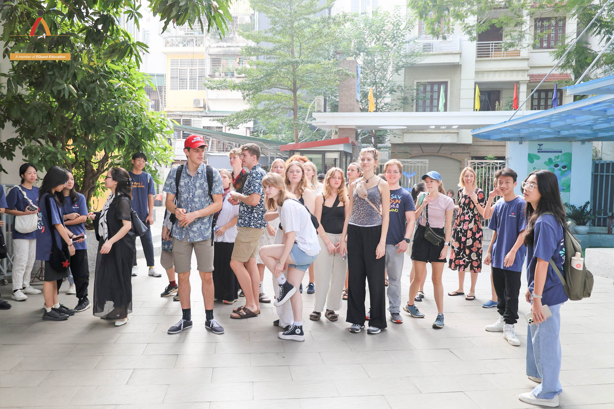 ALPHAERS TỰ TIN DẪN DẮT CHƯƠNG TRÌNH GIAO LƯU QUỐC TẾ “GO GREEN - LIVE TOGETHER" CÙNG HỌC SINH ĐAN MẠCH VÀ CGD SCHOOL