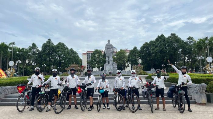 DAD & SON RIDER – HÀNH TRÌNH CỦA Ý CHÍ, TÌNH YÊU VÀ KHÁT VỌNG 2 news 0.031081001758615115