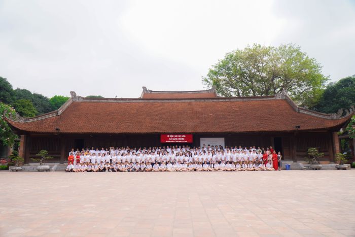 LỄ DÂNG HƯƠNG TẠI VĂN MIẾU – DẤU ẤN TRƯỞNG THÀNH CỦA HỌC SINH KHỐI 9 VÀ KHỐI 12 ALPHA 9 news 0.413747001747127148