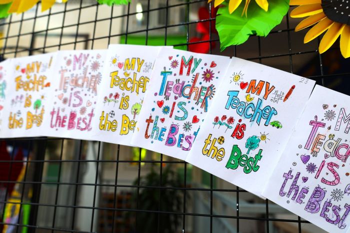 news 0.057369001703036656 1