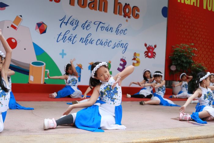 news 0.081219001700555568 1