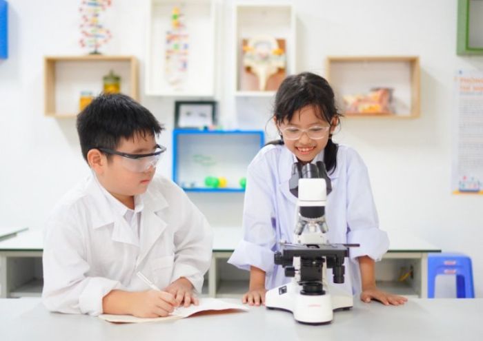 news 0.558285001706066444